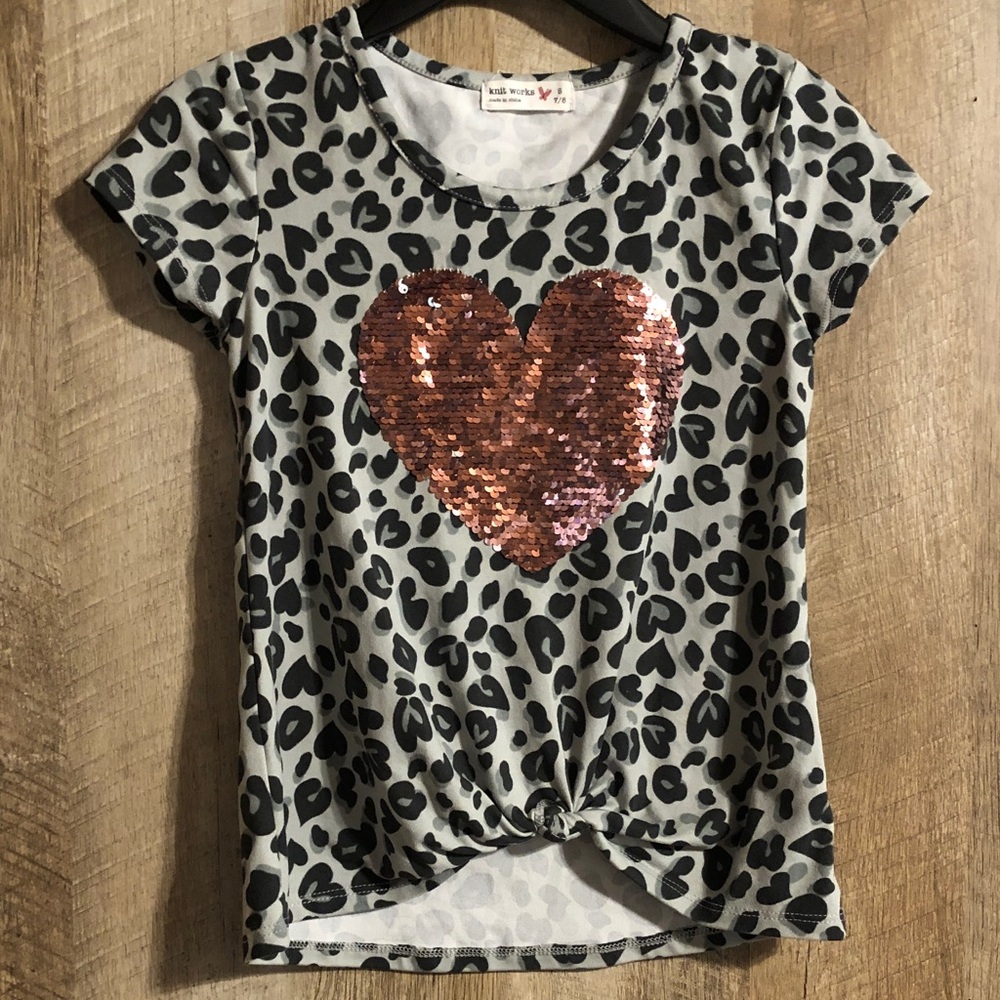 Knitworks Girls Short Sleeve Leopard Heart Sequin Tee - Pink & Black